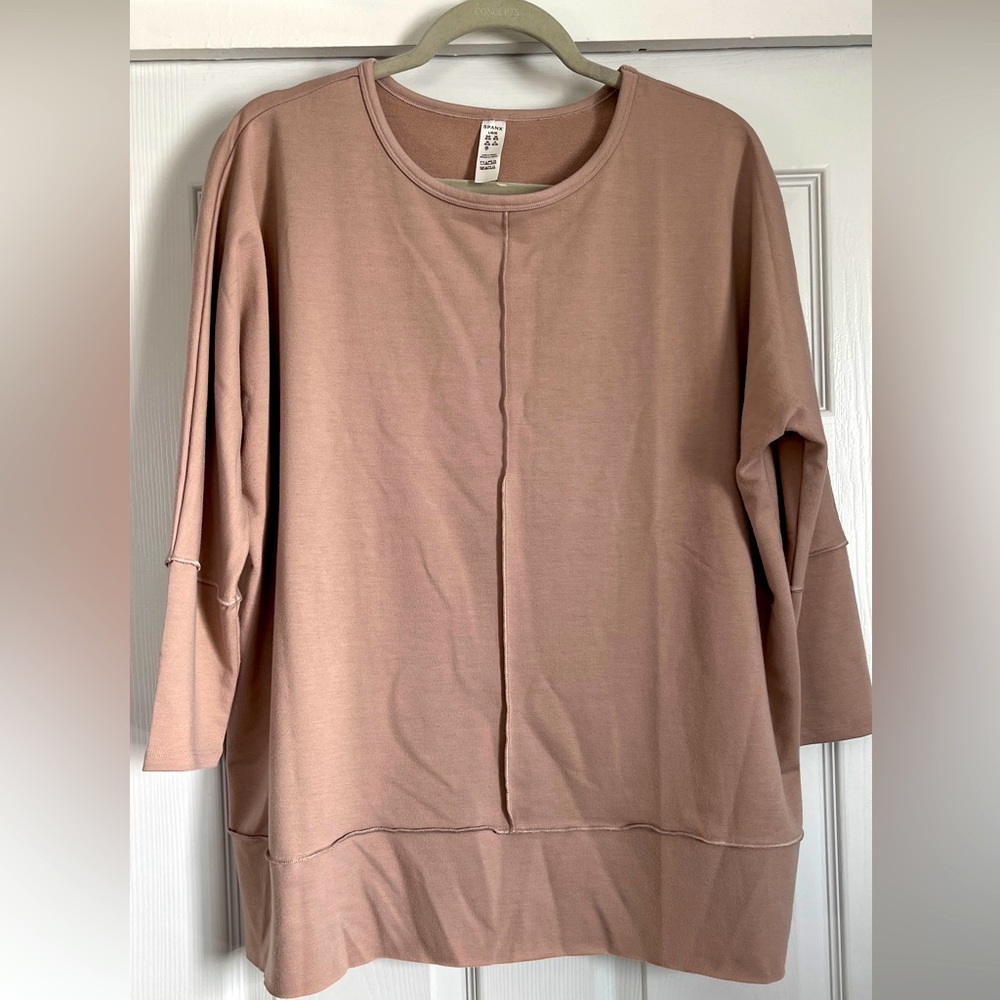 Spanx Dolman 3/4 length sleeve top. 28 inches pit to pit.